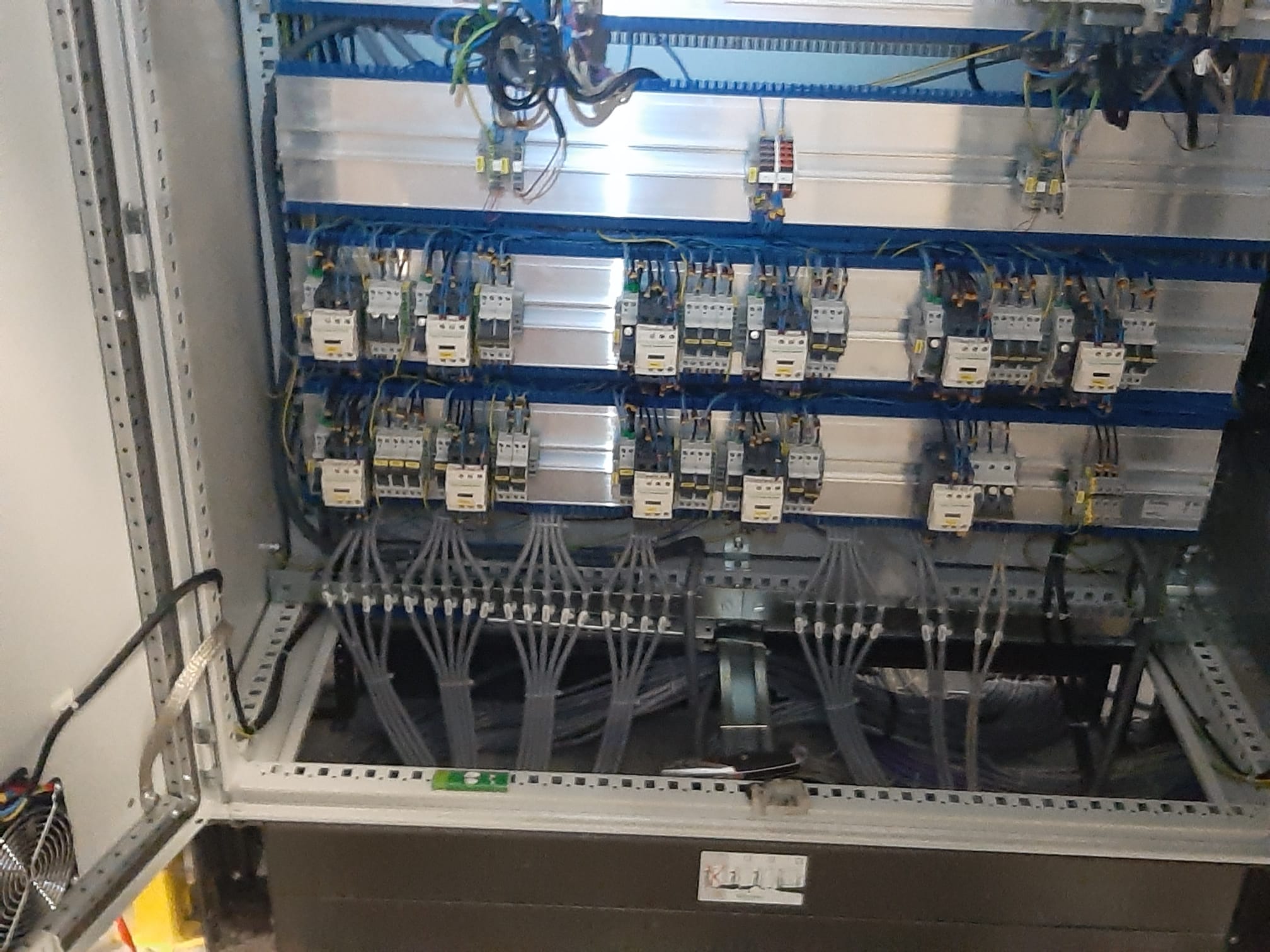 Montage und Transport von Industrieanlagen