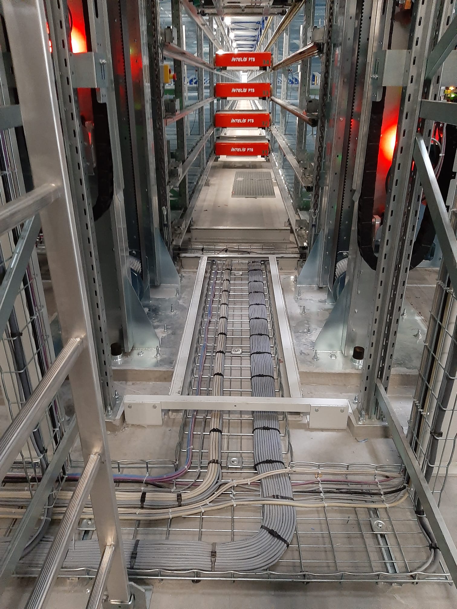 Montage und Transport von Industrieanlagen