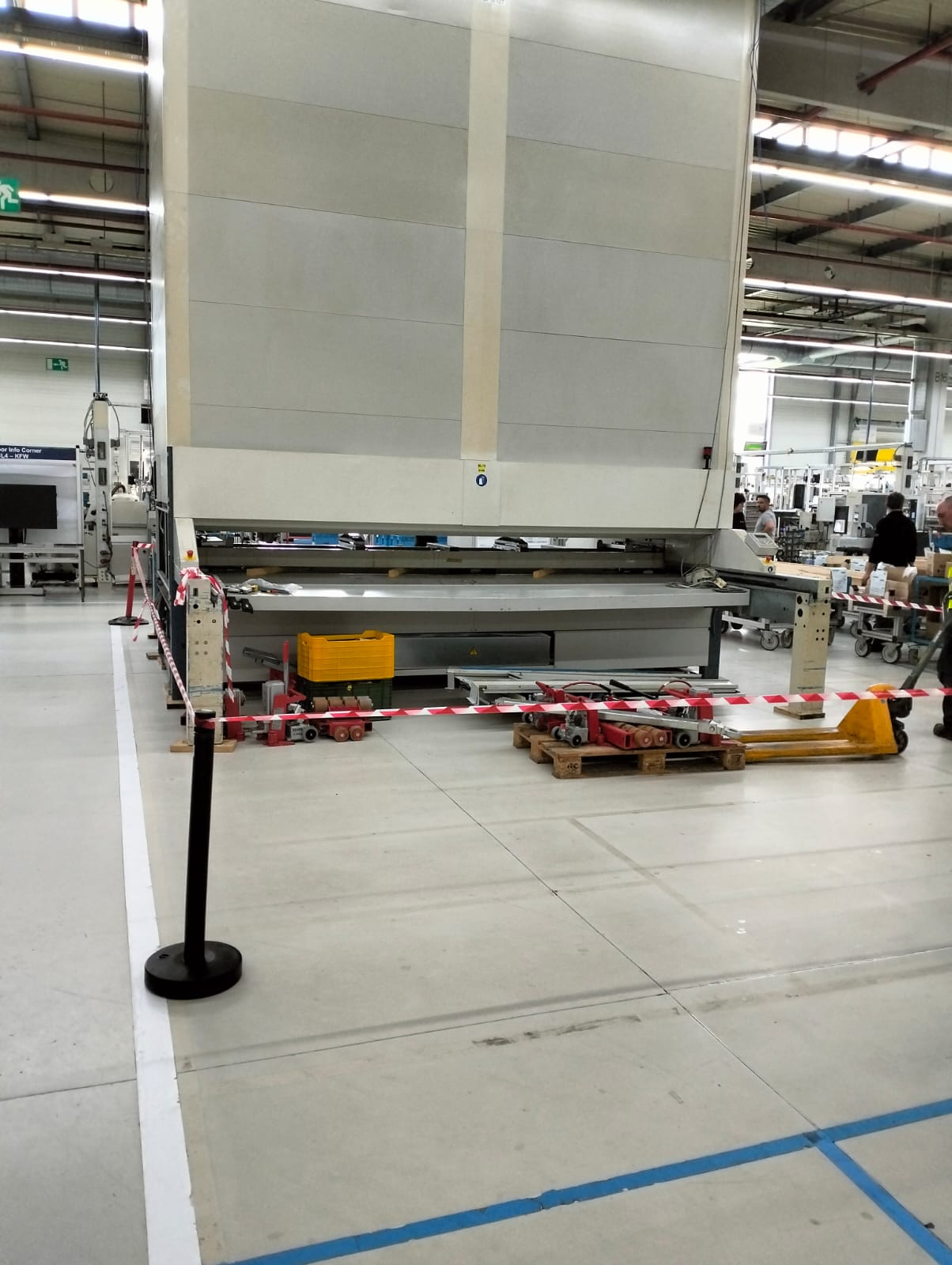 Verlagerung von Industriemaschinen