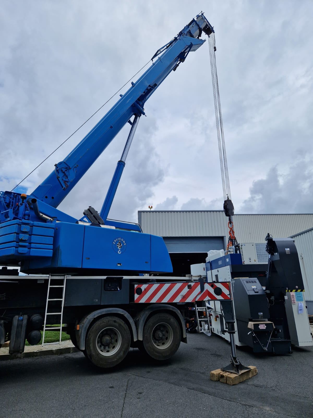 Verlagerung von Industriemaschinen