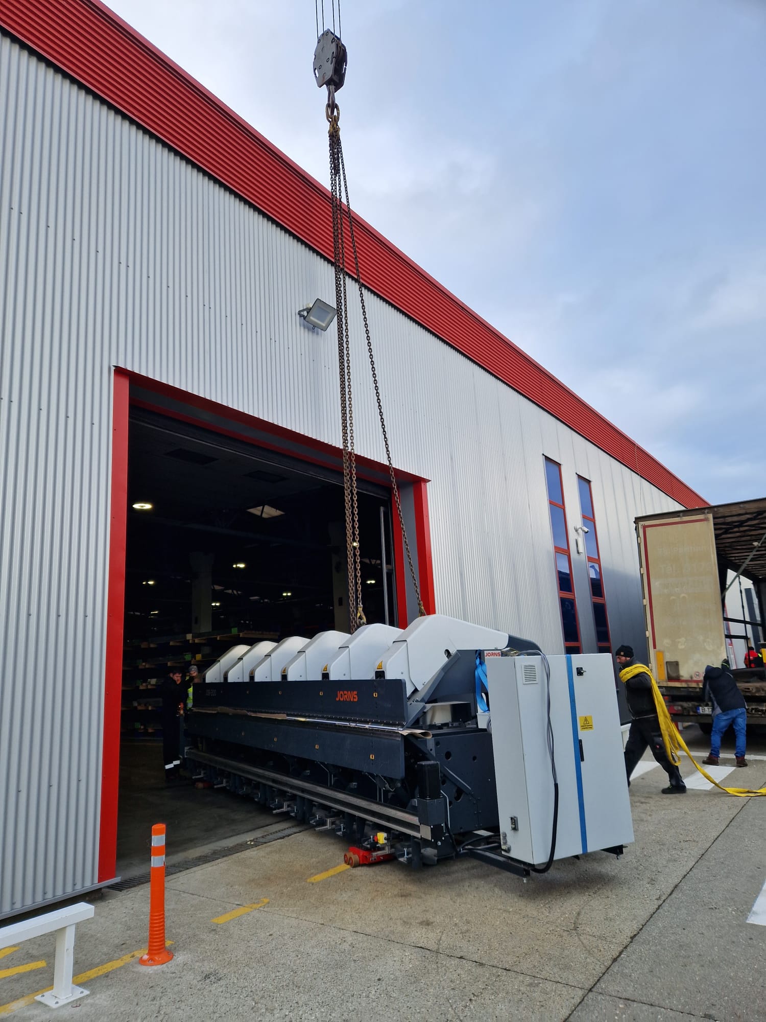 Verlagerung von Industriemaschinen