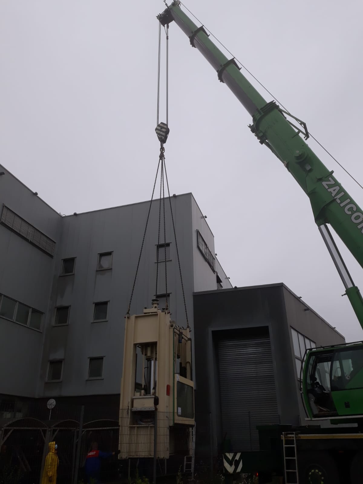 Verlagerung von Industriemaschinen