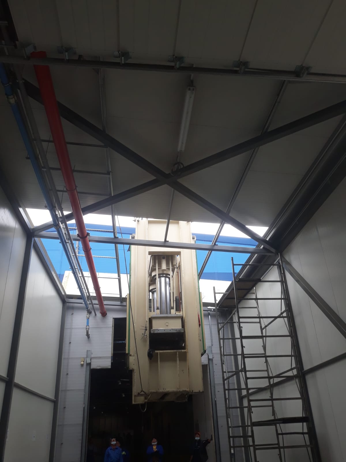 Verlagerung von Industriemaschinen